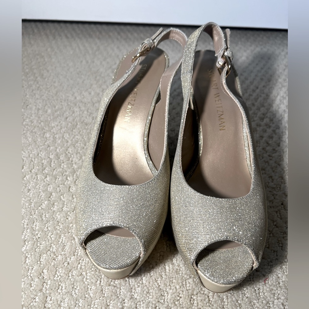 Stuart Weitzman slingback gold wedge size 8.5 (38.5)